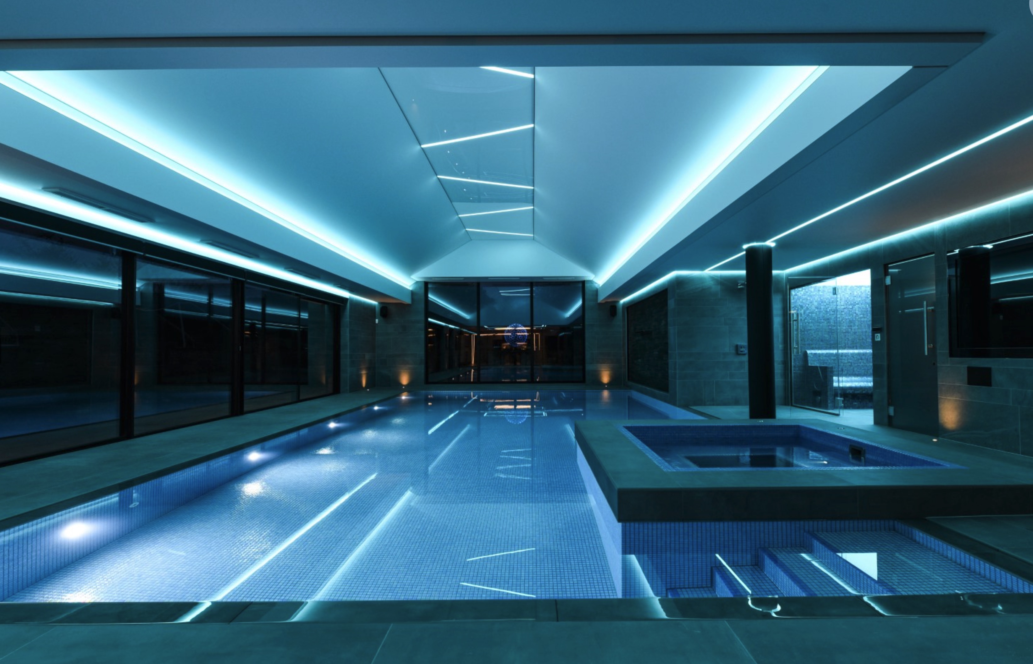 Custom Jacuzzis &Spa Features.